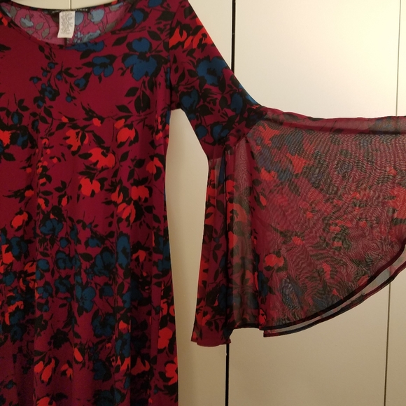 Floral Bell Sleeve Dress - Picture 5 of 5